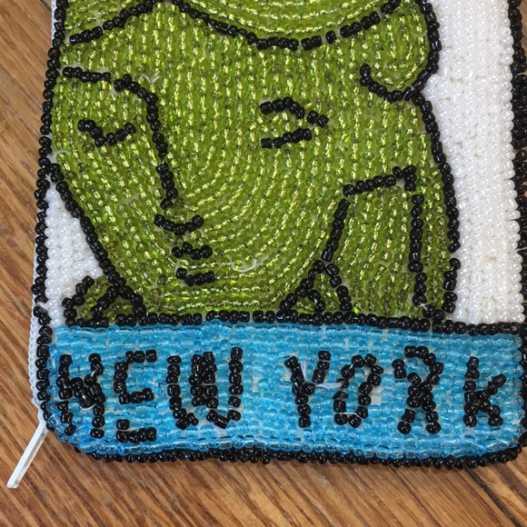 Vintage New York Beaded Coin Purse - Picture 5 of 8